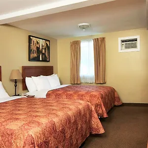 2* Hotel Travellers Haven